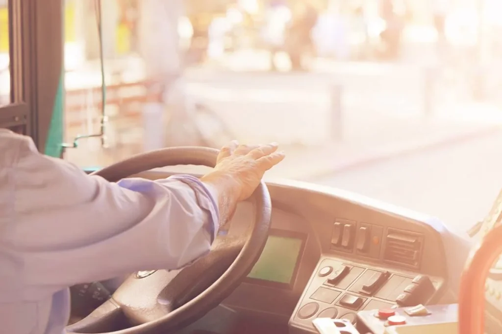 Financer sa capacité de transport : les alternatives au CPF